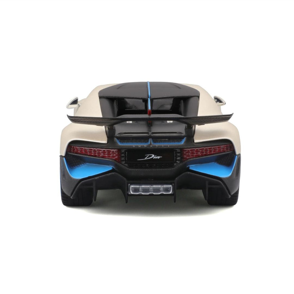 31526 WT Bburago Maisto - Bugatti Divo, blanc - Échelle 1:24