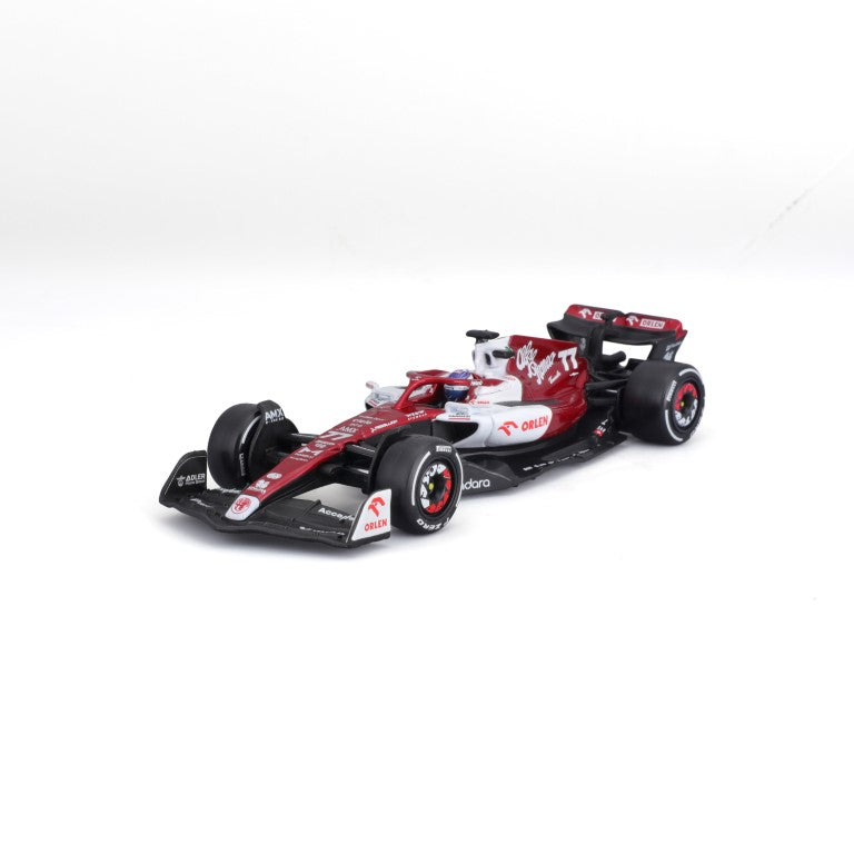18-38068 #77 Bottes - Bburago - 1:43 RACE - Alfa Romeo F1 Team Orlen avec casque
