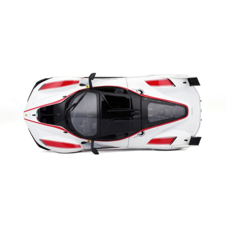 18-26301 Bburago Ferrari Racing - Ferrari FXX K, blanc - Échelle 1:24
