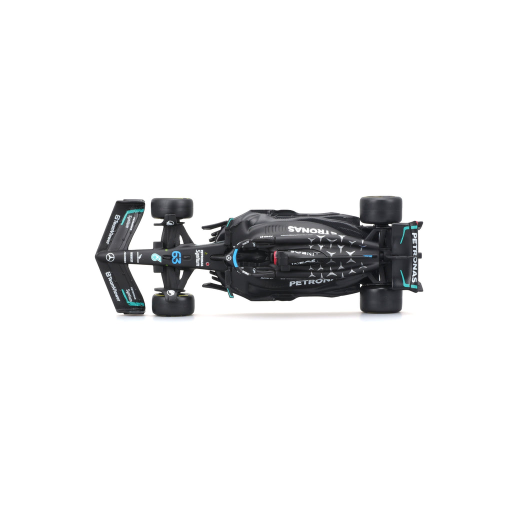 18-01596 Bburago Course - Mercedes AMG F1 W14 E Performance #63 - Échelle 1:43
