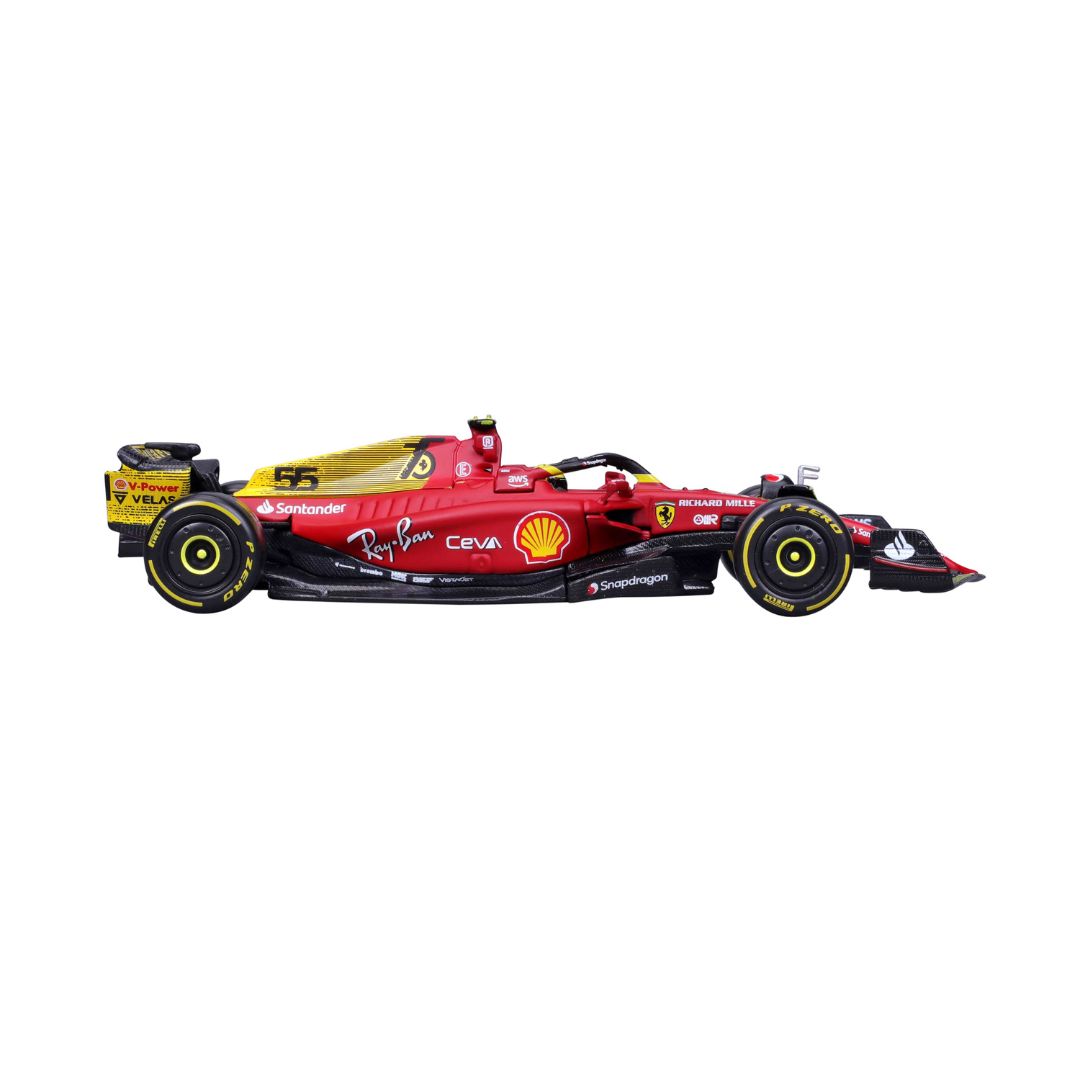 18-36831 Bburago - Ferrari F1- 75 (2022) #55 Sainz, avec casque - 1:43