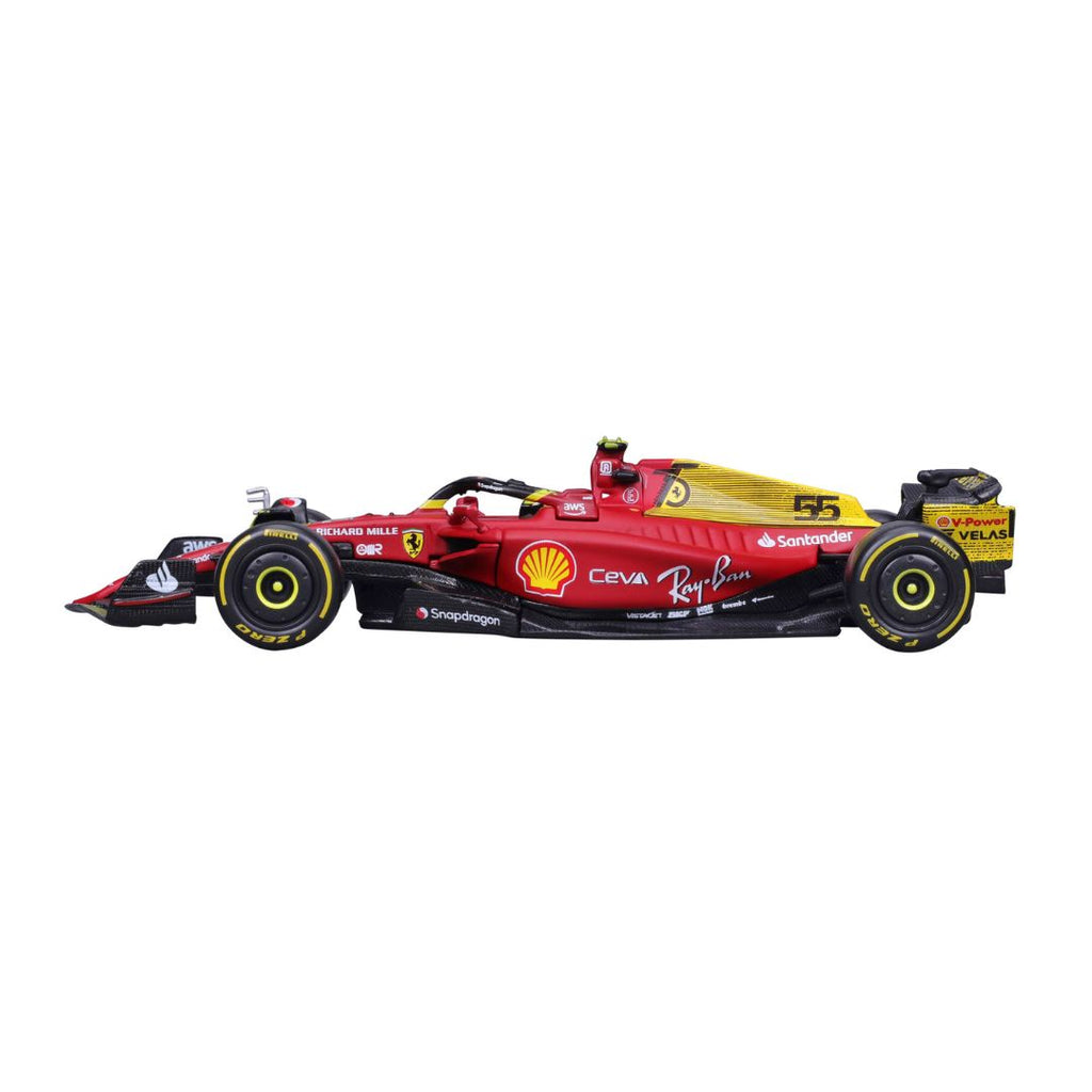 18-36831 Bburago - Ferrari F1- 75 (2022) #55 Sainz, avec casque - 1:43