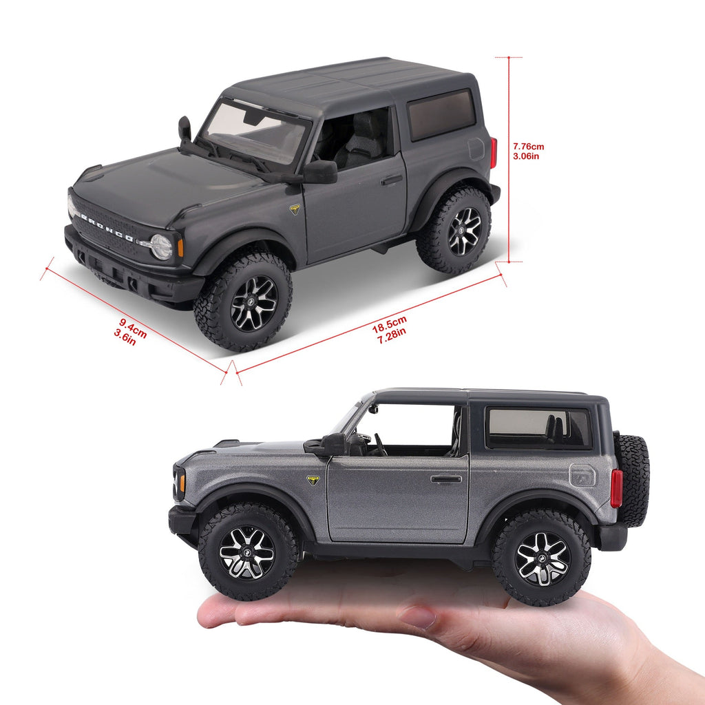 10-31530 Bburago 1:24 2021 Ford Bronco (version 2 portes) gris noir