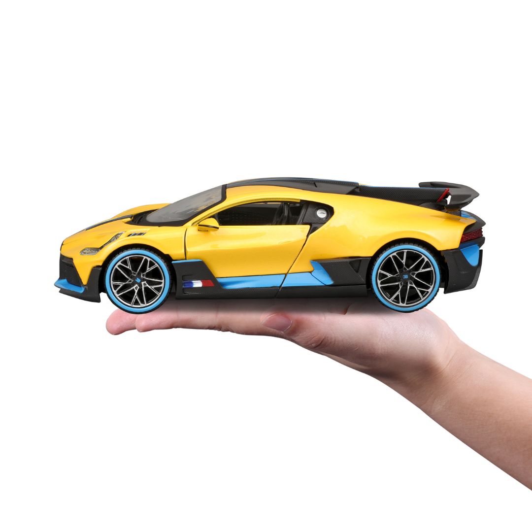 31526 Bburago Maisto - Bugatti Divo, jaune - Échelle 1:24