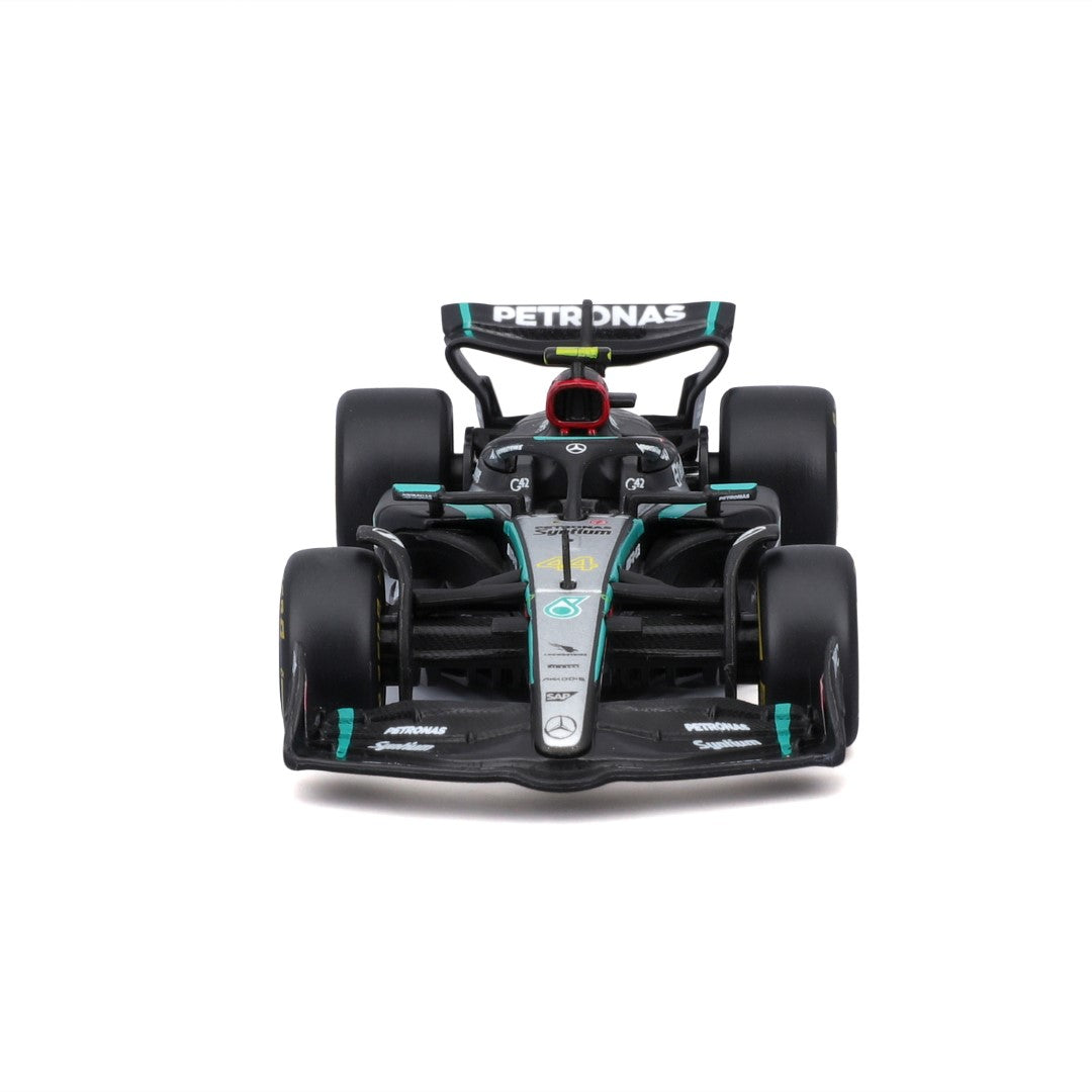 18-38208H Bburago Course - Mercedes F1 W15 E-Performance #44 - 1:43