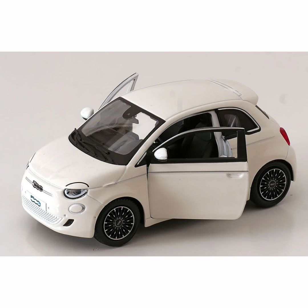18-21110 Bburago - Fiat 500e (2023), blanche - Échelle 1:24