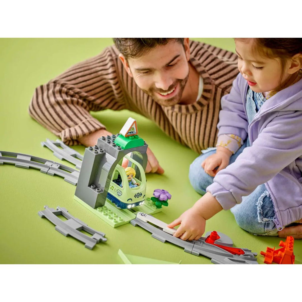 10425 LEGO Duplo - Pack d'extension Tunnel et voie ferrée