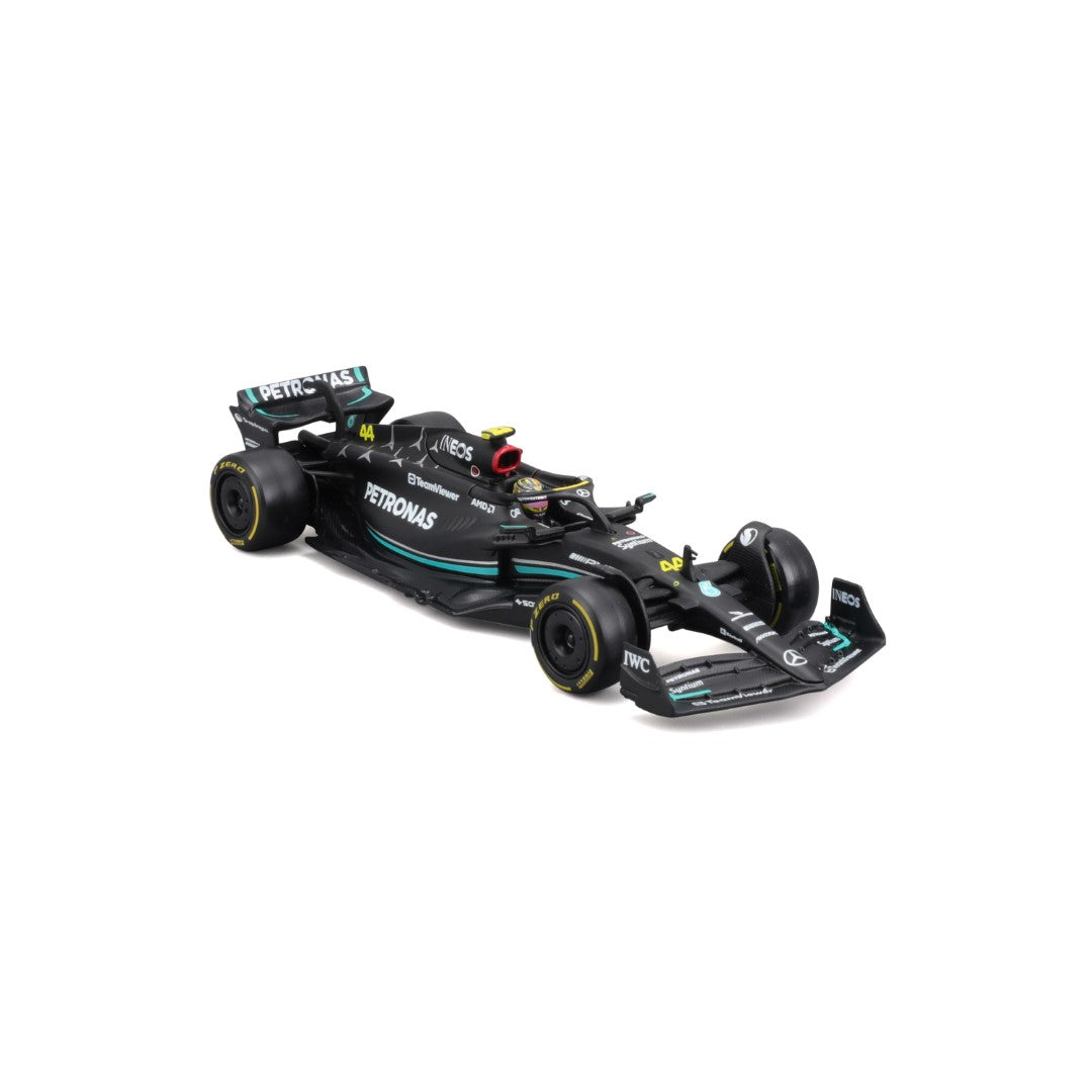 18-38081 Bburago Race -Mercedes AMG F1 W14 EPerformance #44 Hamilton, avec casque
