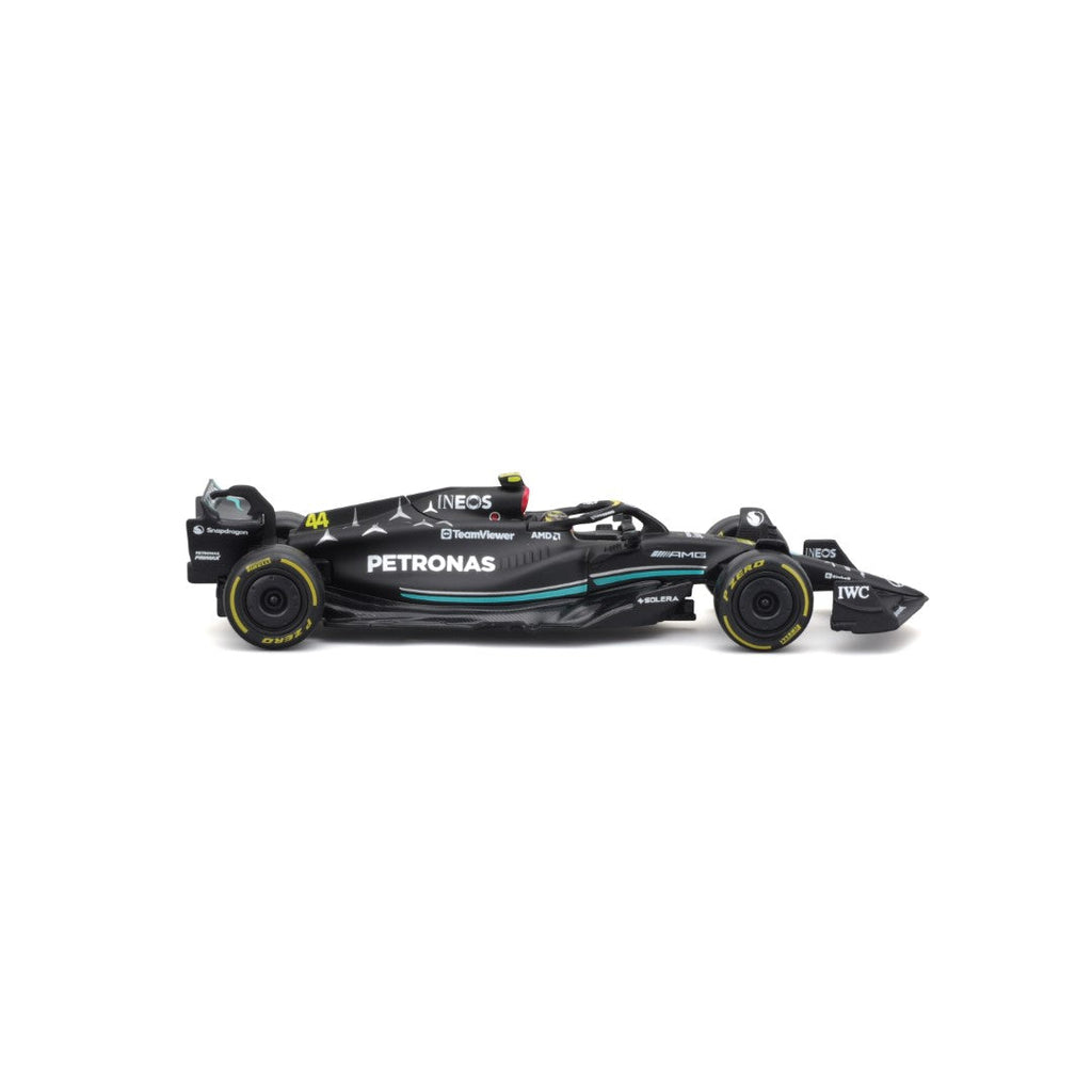 18-38081 Bburago Race -Mercedes AMG F1 W14 EPerformance #44 Hamilton, avec casque