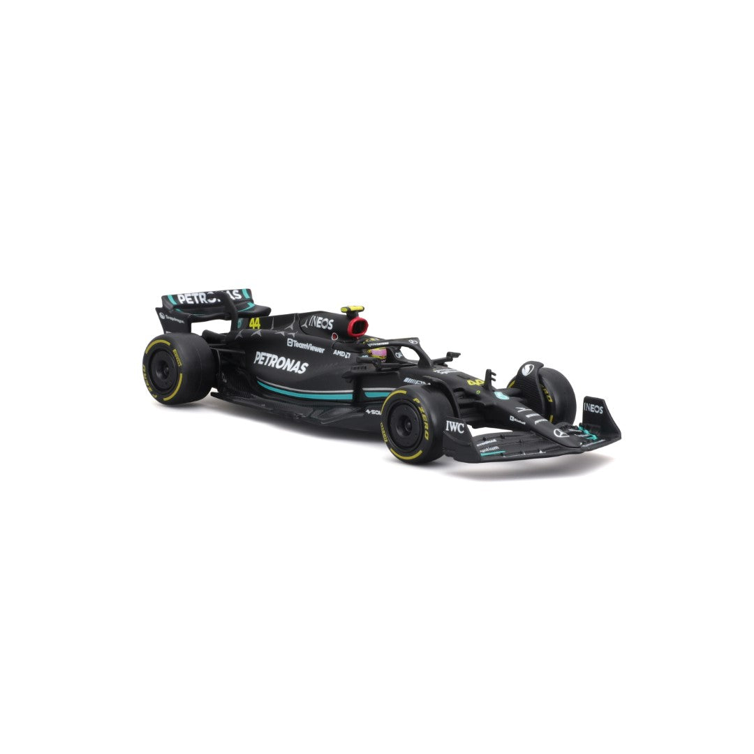 18-38081 Bburago Race -Mercedes AMG F1 W14 EPerformance #44 Hamilton, avec casque