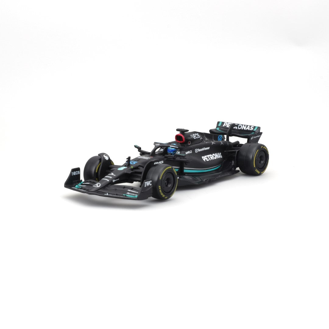 18-38081 Bburago Race -Mercedes AMG F1 W14 E Performance #63 Russell, avec casque