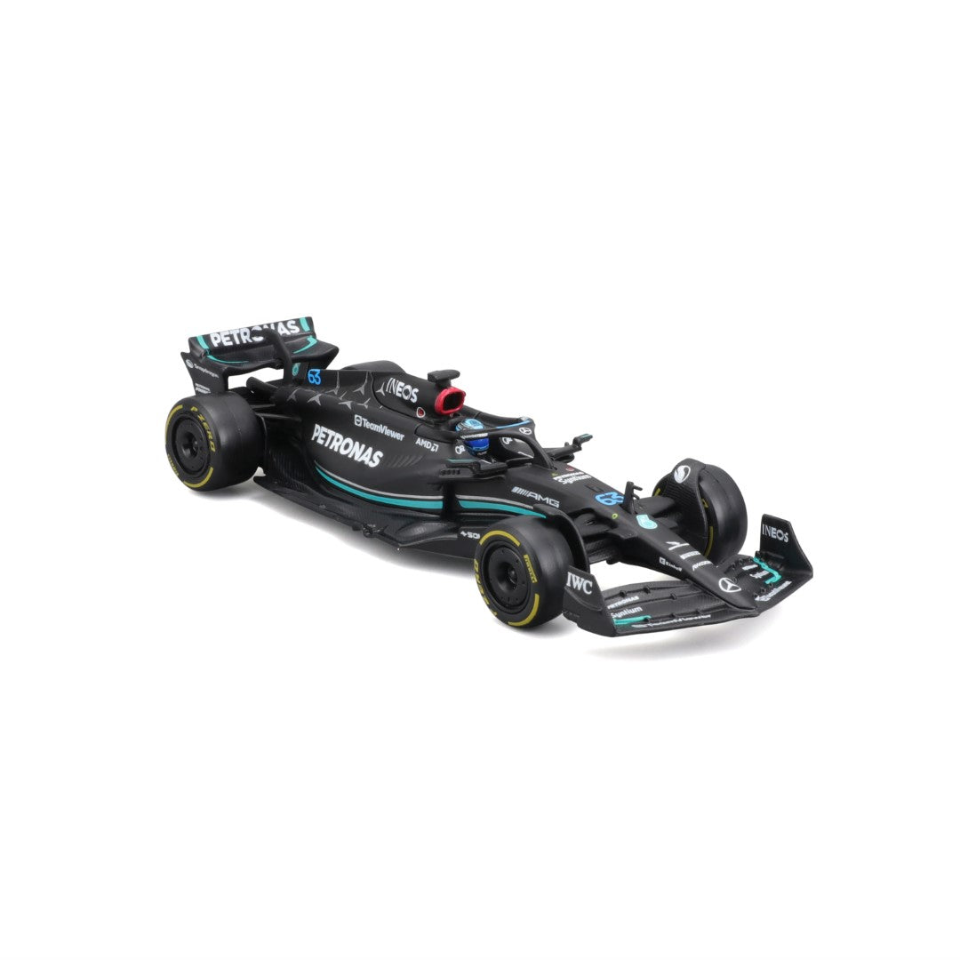 18-38081 Bburago Race -Mercedes AMG F1 W14 E Performance #63 Russell, avec casque