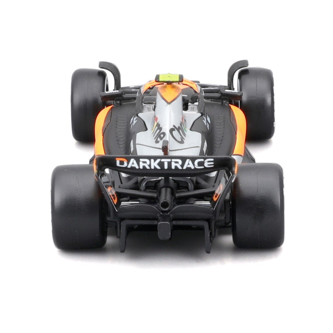 18-38088 Bburago Race McLaren F1 Team MCL60 #4 Norris, avec casque 2023 -1:43