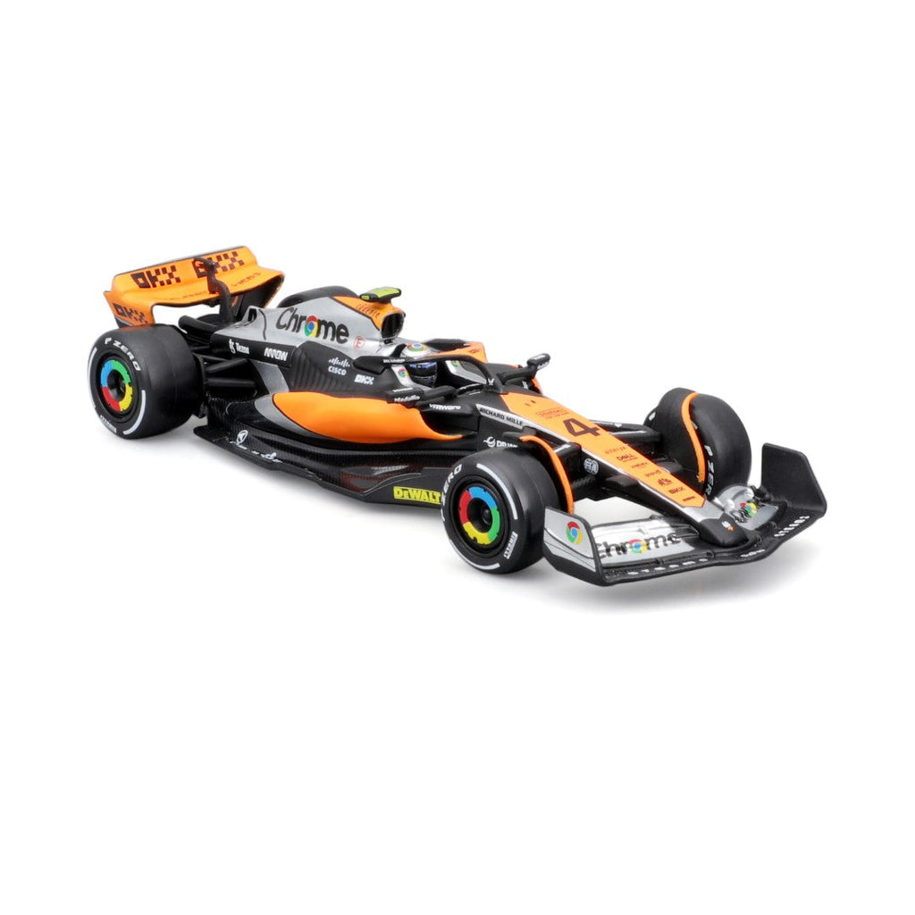 18-38088 Bburago Race McLaren F1 Team MCL60 #4 Norris, avec casque 2023 -1:43