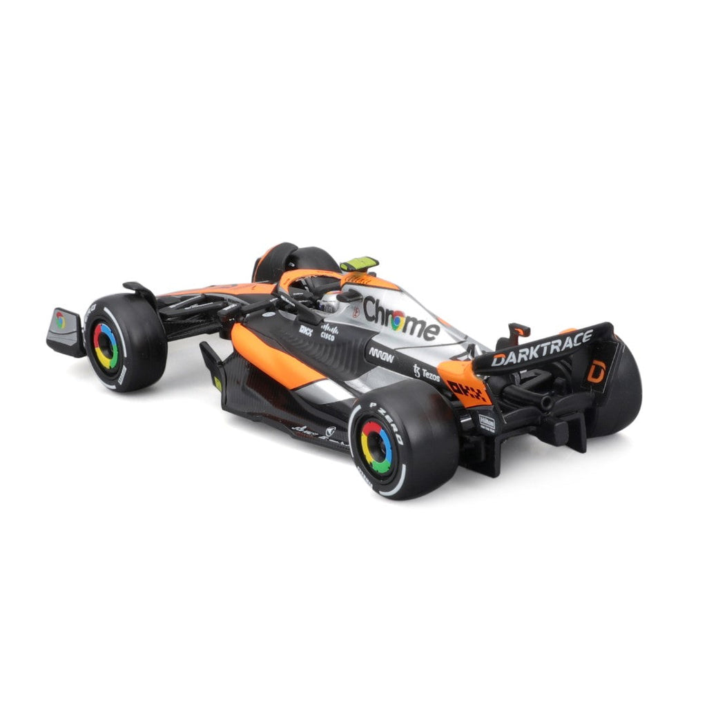 18-38088 Bburago Race McLaren F1 Team MCL60 #4 Norris, avec casque 2023 -1:43