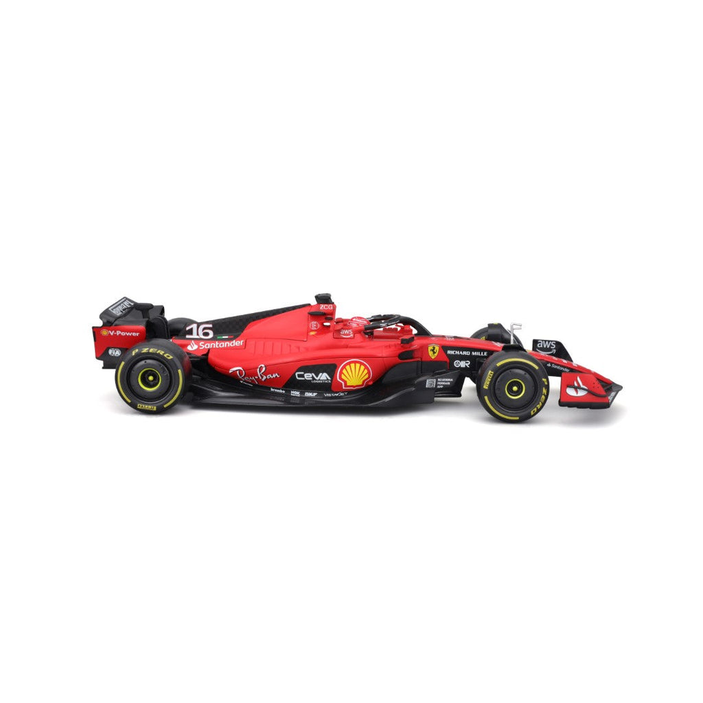 18-16812 Bburago Ferrari Racing F1 Ferrari SF-23, avec casque #16 Leclerc - 1:18