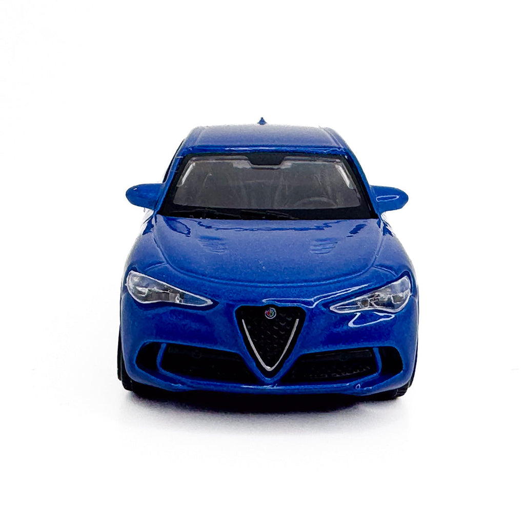 18-30389 Bburago Street Fire - Alfa Romeo Stelvio, bleu - Échelle 1:43
