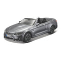 18-30298 Bburago Street Fire - BMW M4 Cabrio, grise - Échelle 1:43