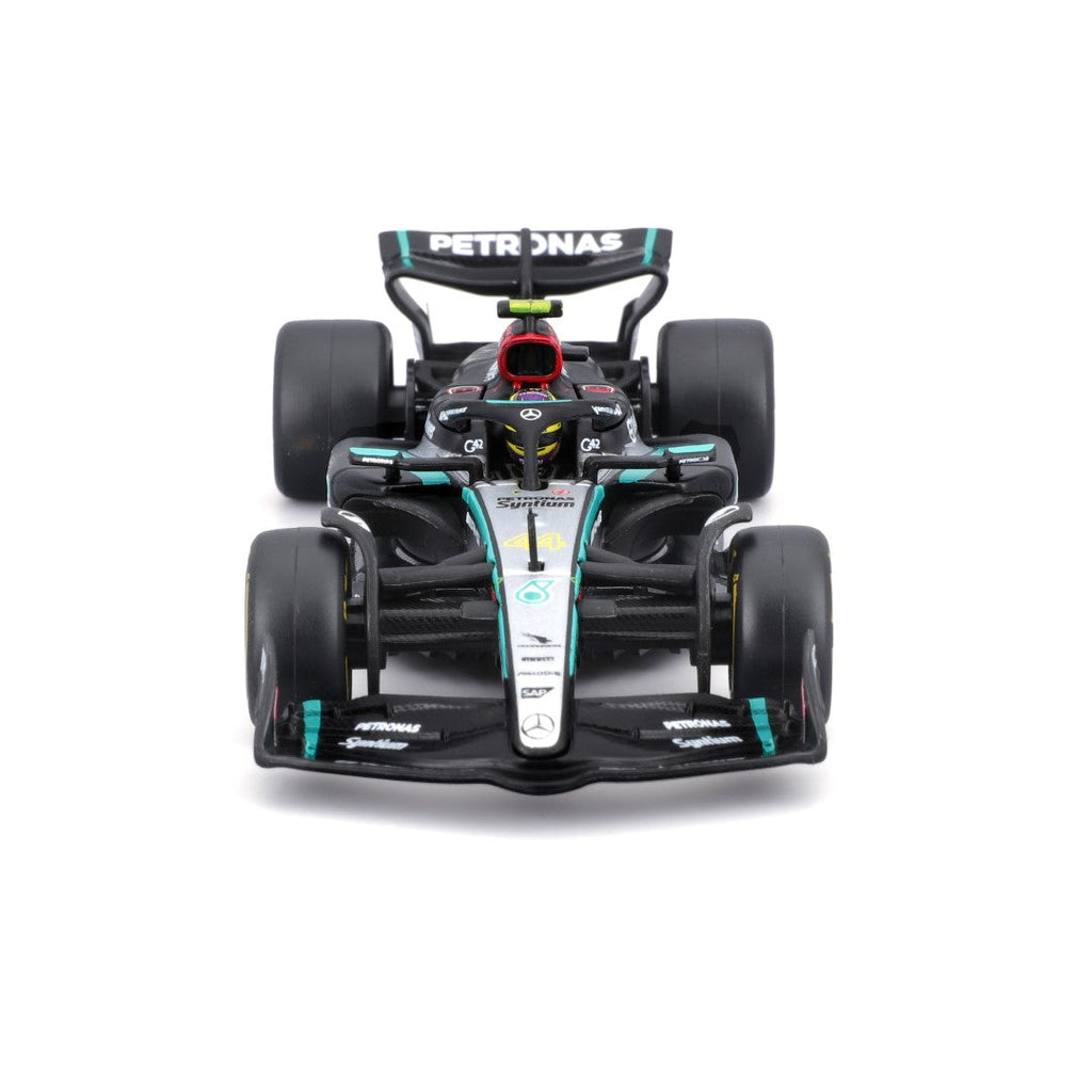 18-38209H Bburago - F1 Mercedes-AMG W15 E Performance n°44 avec casque Hamilton 1:43