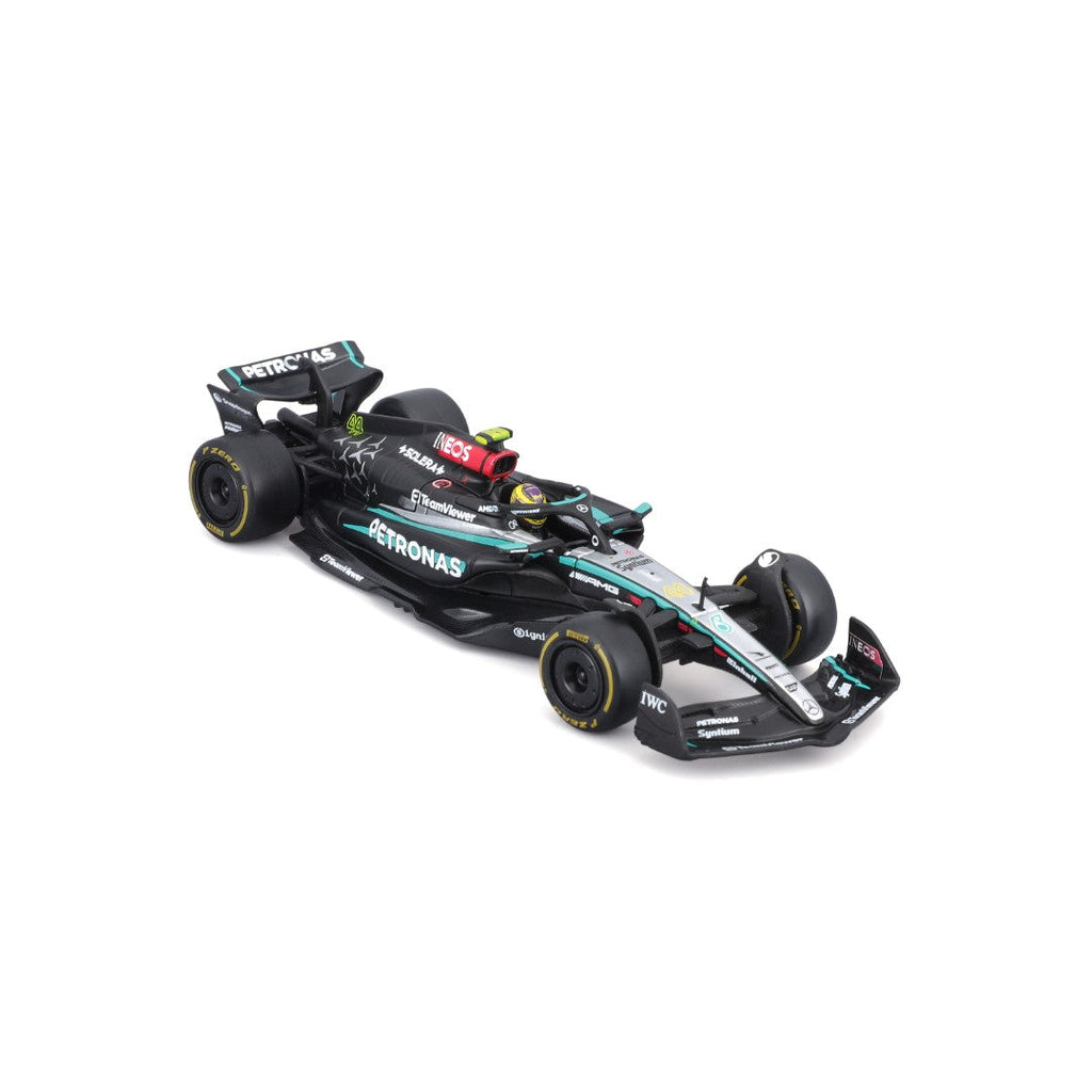 18-38209H Bburago - F1 Mercedes-AMG W15 E Performance n°44 avec casque Hamilton 1:43