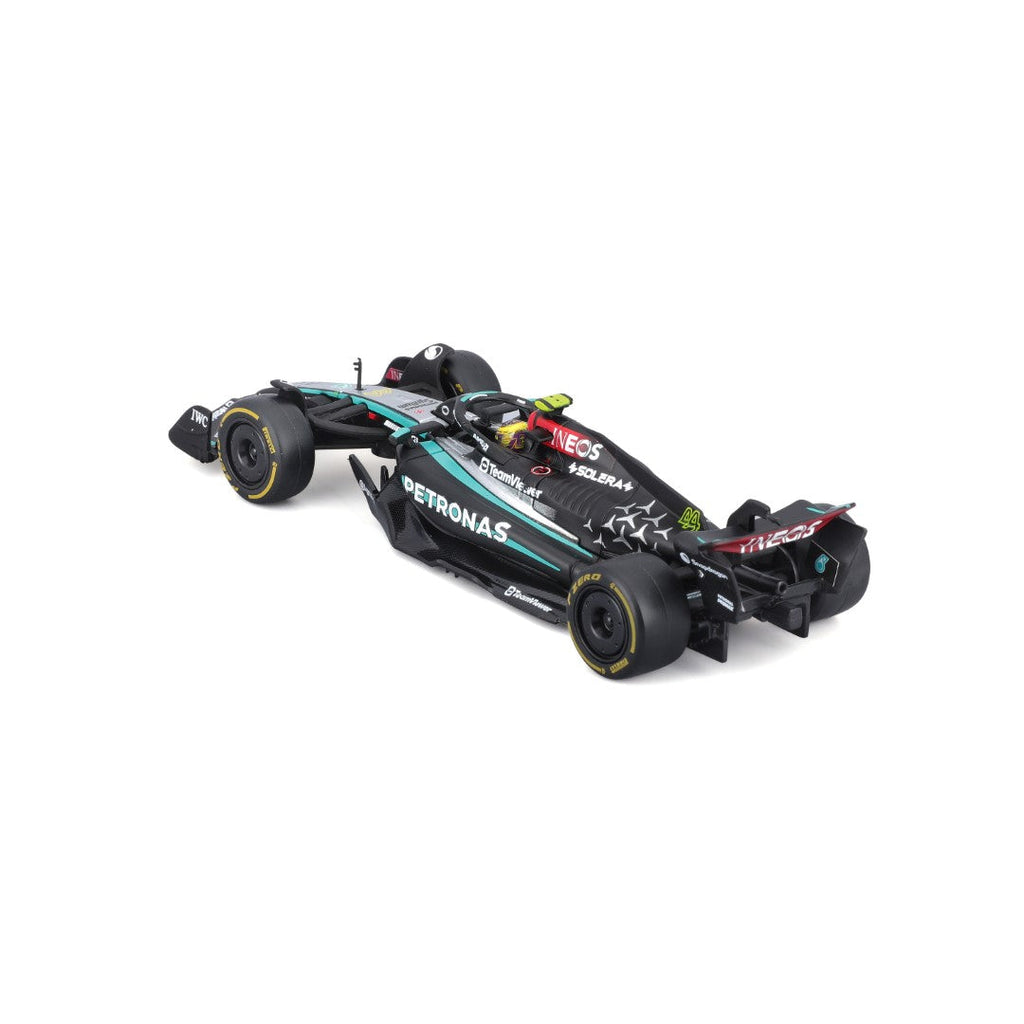 18-38209H Bburago - F1 Mercedes-AMG W15 E Performance n°44 avec casque Hamilton 1:43