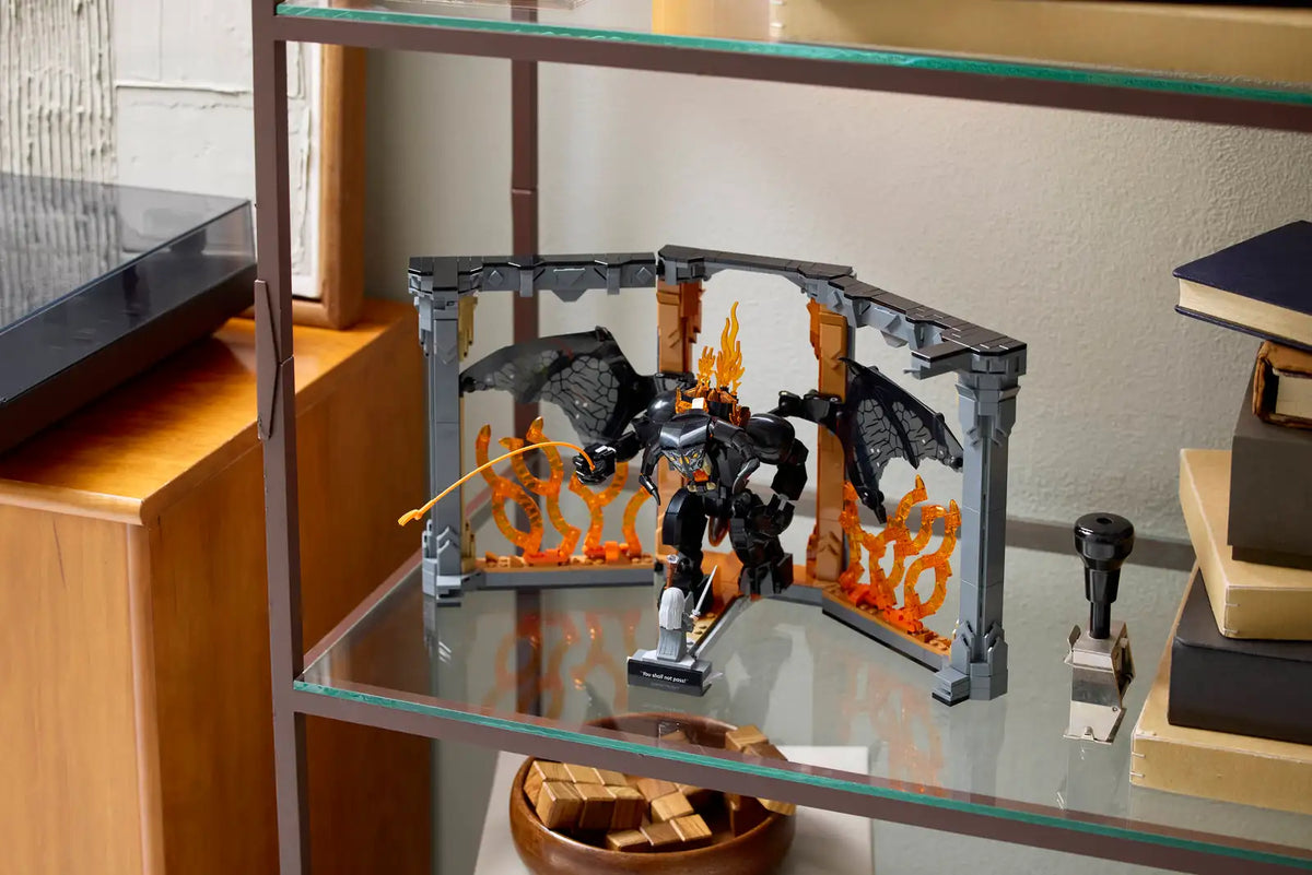 10367 LEGO Icons - Le Seigneur des Anneaux : Coin Lecture du Balrog™