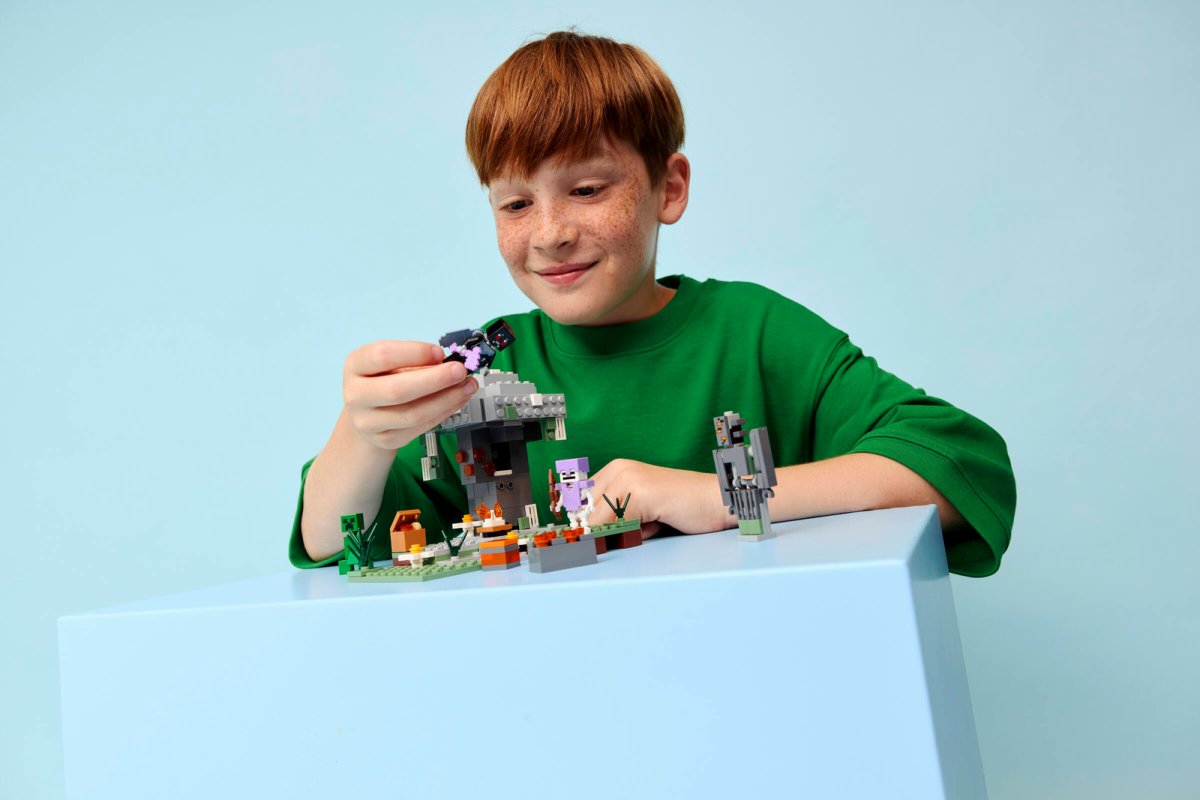 21586 LEGO Minecraft Jardin pâle