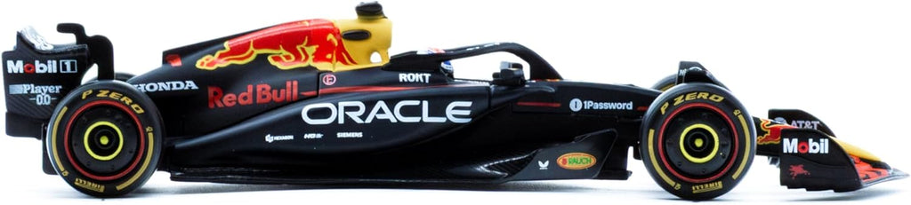 18-38234 Bburago F1 RedBull Racing RB21 2025 #1 Verstappen avec casque 1:43