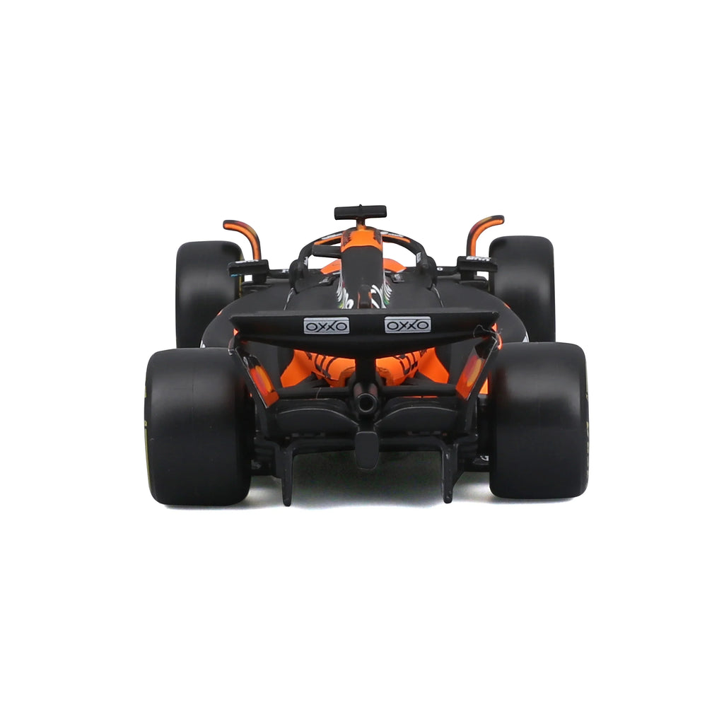 18-38177P Bburago F1 McLaren MCL 39 n°81 Oscar Piastri 2025 1:43