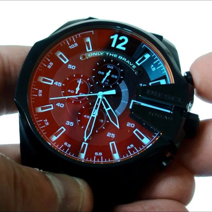 Diesel DZ4323 Mega Chief Chronograph Herrenuhr – Schwarzes Zifferblatt & schwarzes Lederarmband