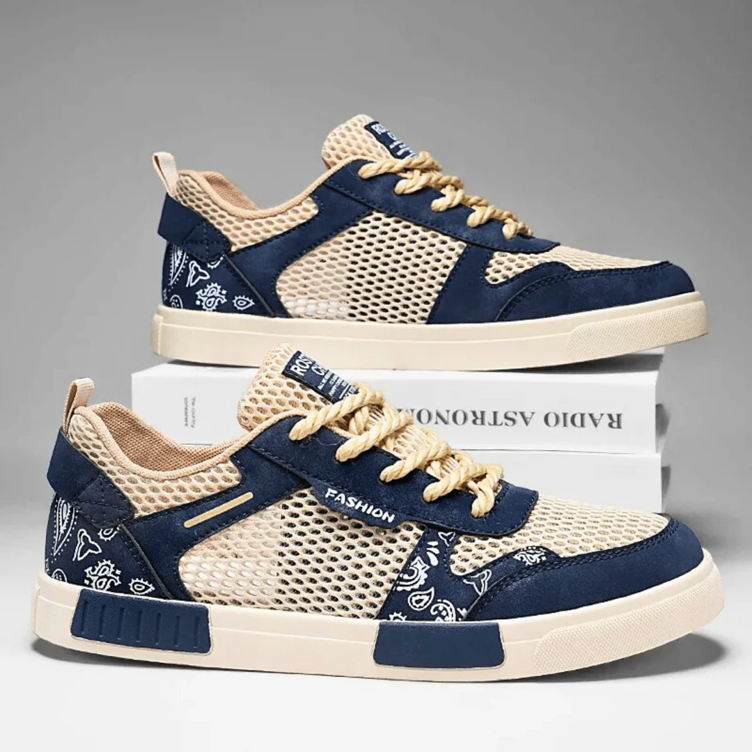 Men’s Closed-Toe Lace-Up Low-Top Sneakers