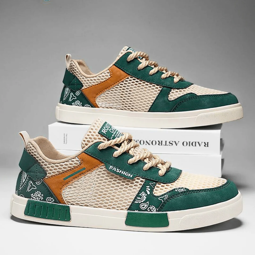 Men’s Closed-Toe Lace-Up Low-Top Sneakers