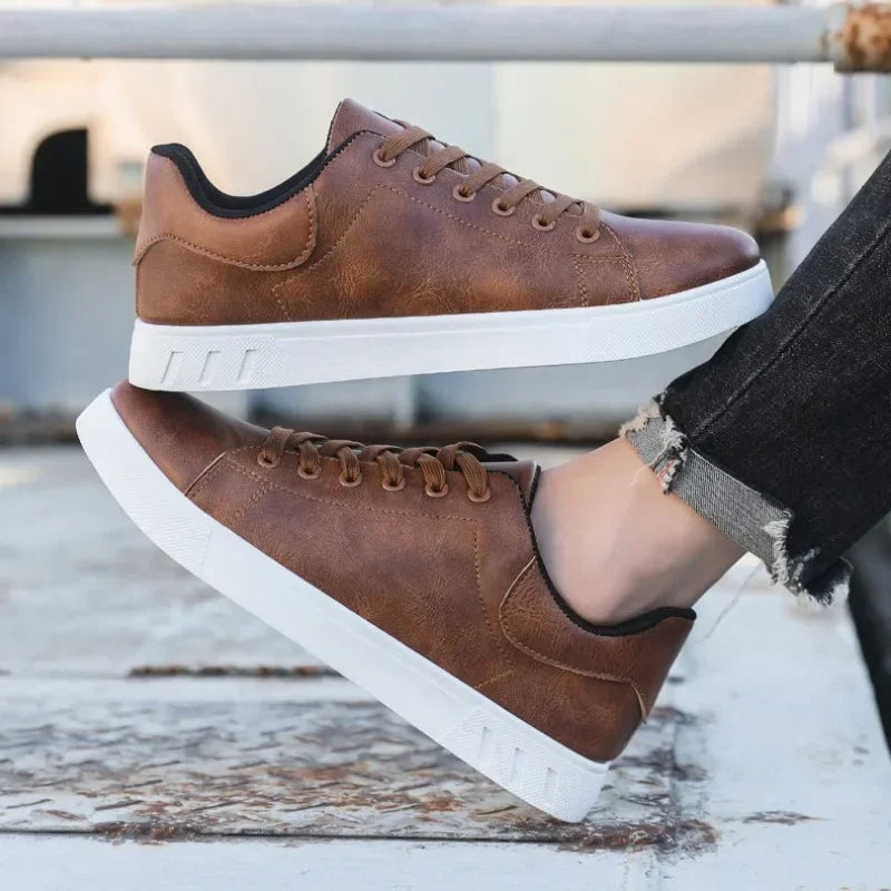 Men’s Lace-Up Low-Top Sneakers