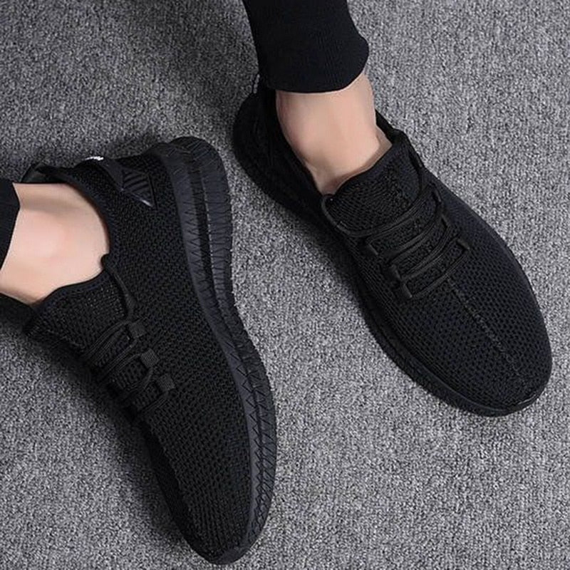 Men’s Lace-Up Sneakers Low-Top