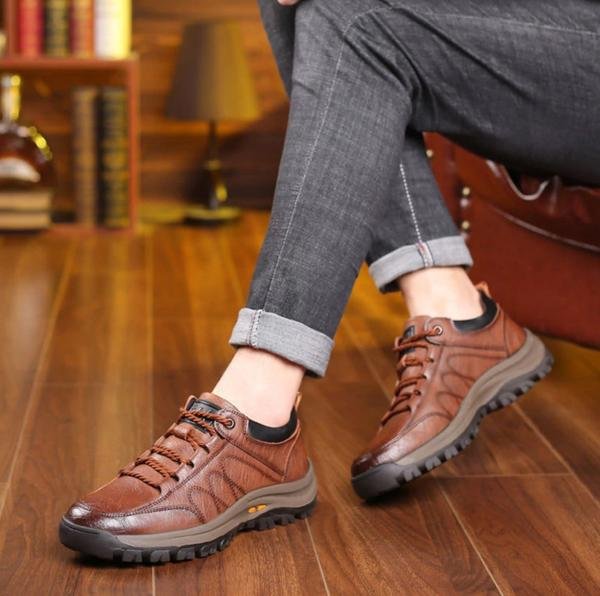 Men’s Closed-Round-Toe Lace-Up Low-Top Sneakers
