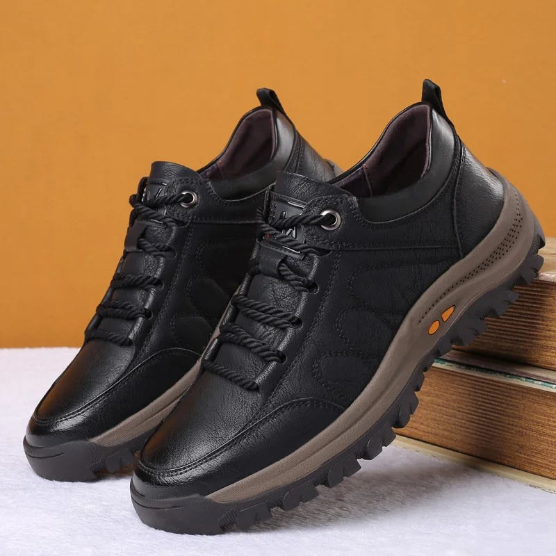 Men’s Closed-Round-Toe Lace-Up Low-Top Sneakers
