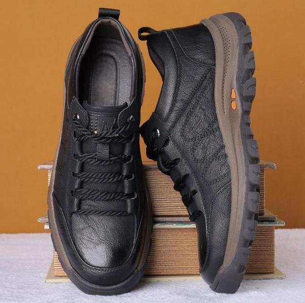 Men’s Closed-Round-Toe Lace-Up Low-Top Sneakers