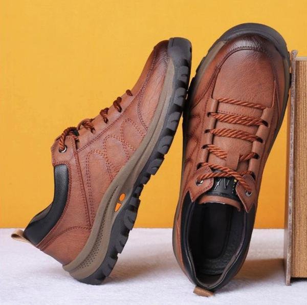 Men’s Closed-Round-Toe Lace-Up Low-Top Sneakers