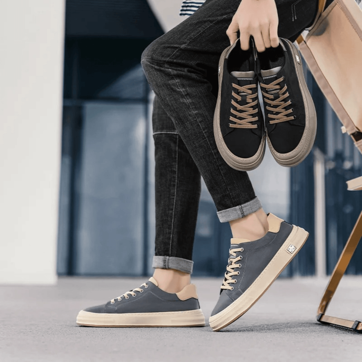Men’s Contrast Sole Lace-Up Low Top Sneaker