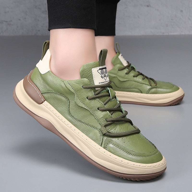 Men’s Lace Up Low Top Sneakers with Contrast Detail