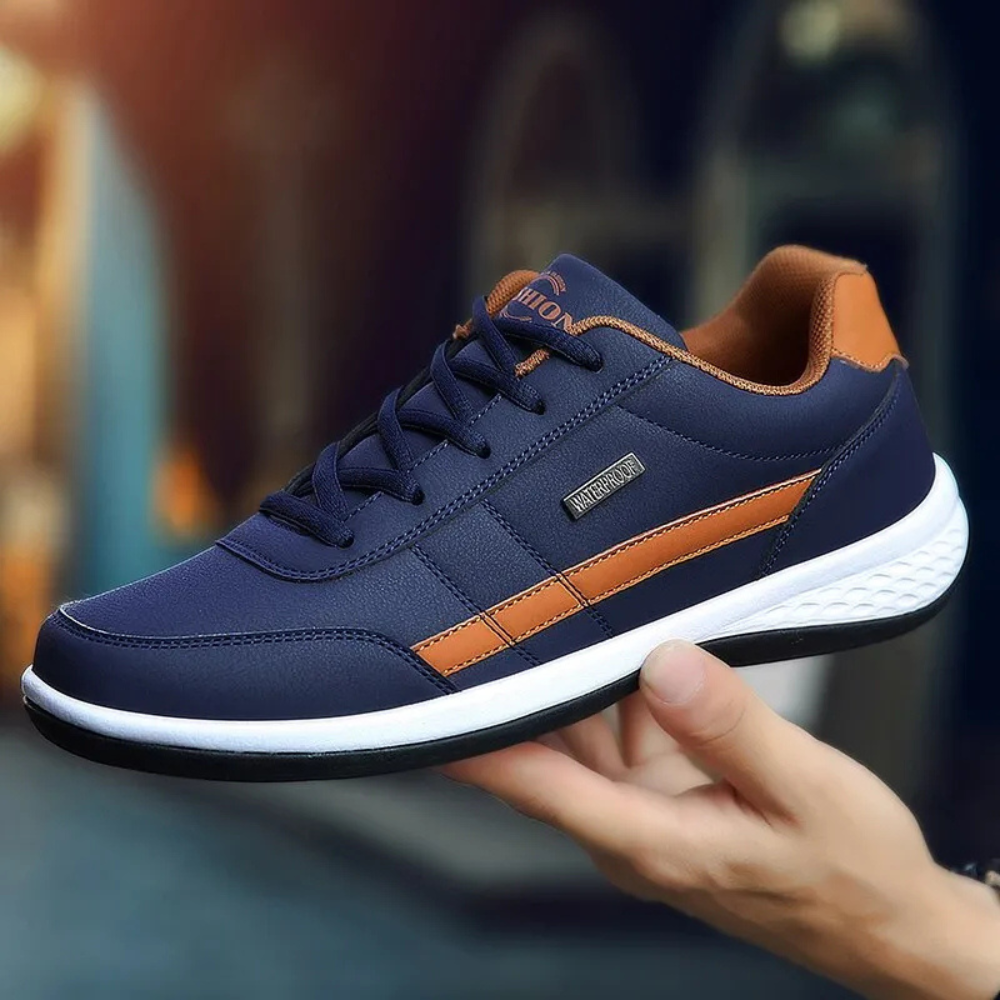 Men’s Lace-Up Low-Top Sneakers with Textured Outsole
