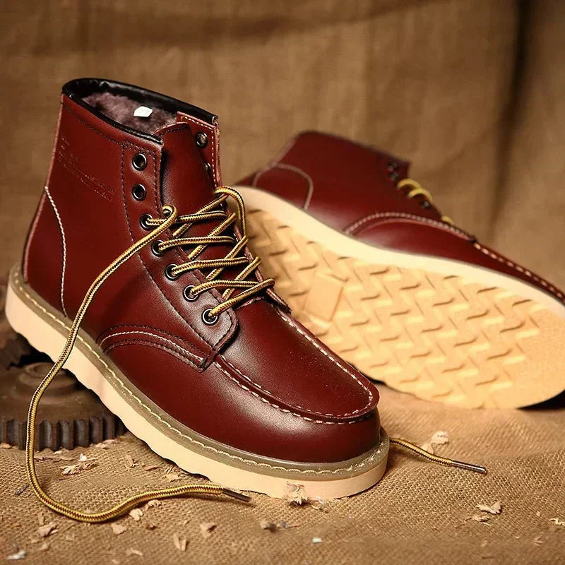 Men’s Lace-Up Moc Toe Contrast Sole Ankle Boots