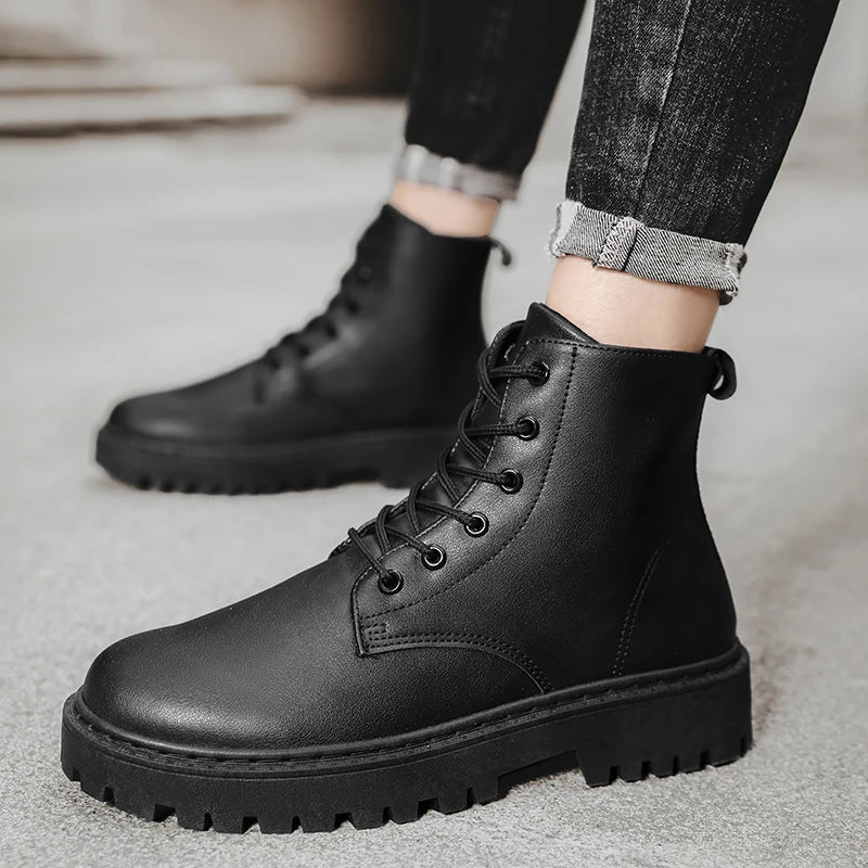 Men’s Lace-Up Round Toe Lug Sole Ankle Boots