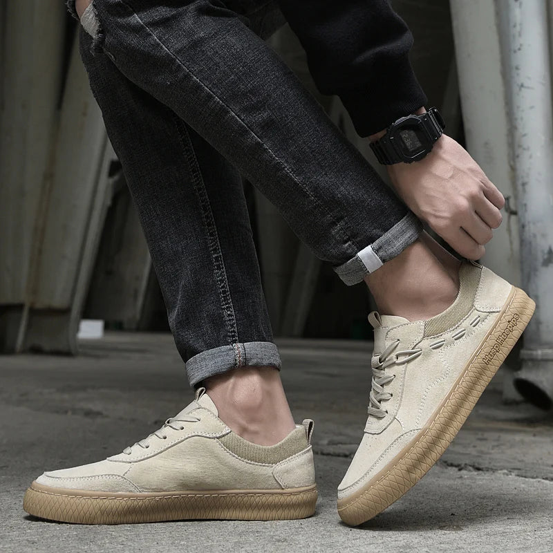 Men’s Low-Top Lace-Up Casual Sneakers