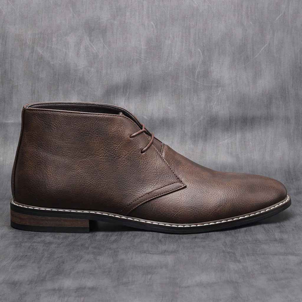 Men's Plain Toe Lace Up Chukka Boots