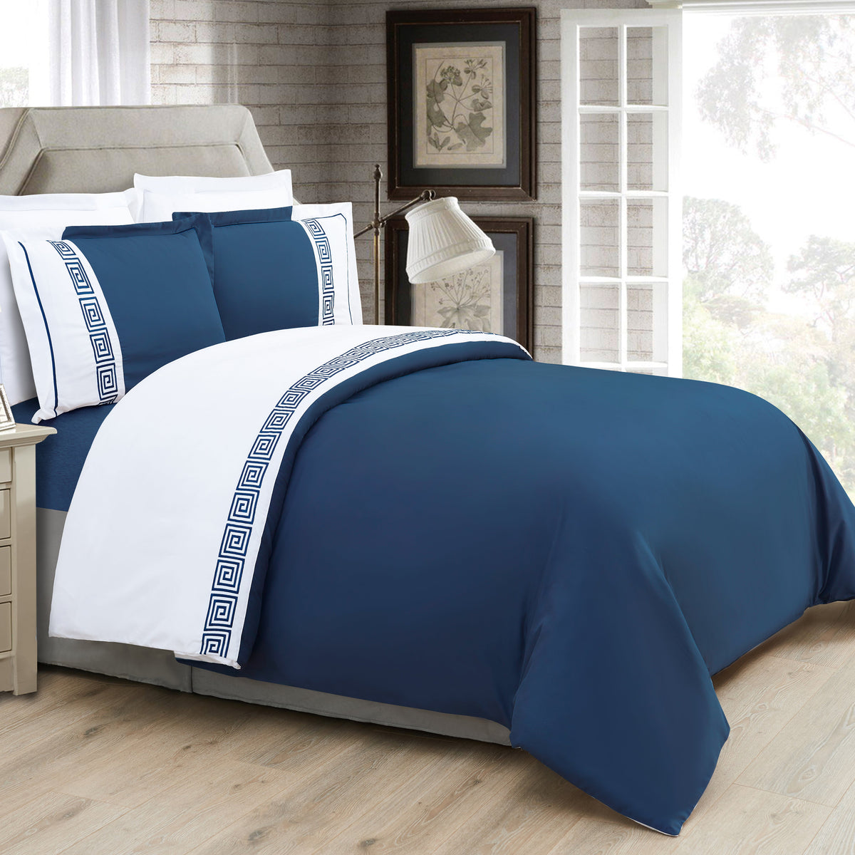 Elegant Comfort 3-Piece Greek Embroidered Duvet Cover Set
