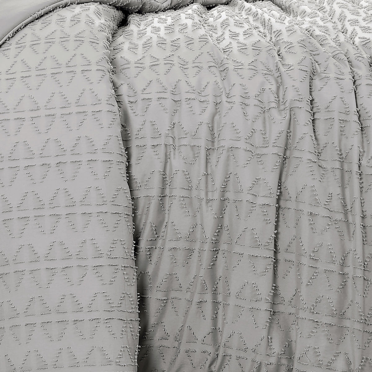 Southshore Fine Linens Bali Clipped Jacquard Duvet Cover Set