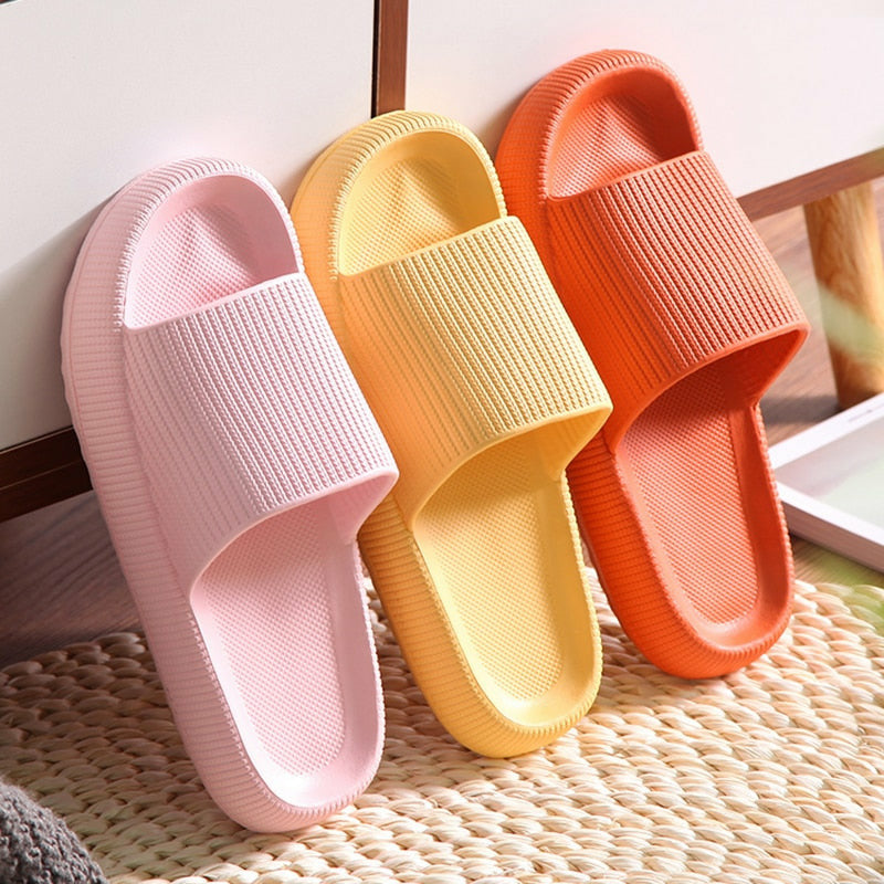 Universal Quick-Drying Thickened Non-Slip Sandals House Beach Slippers