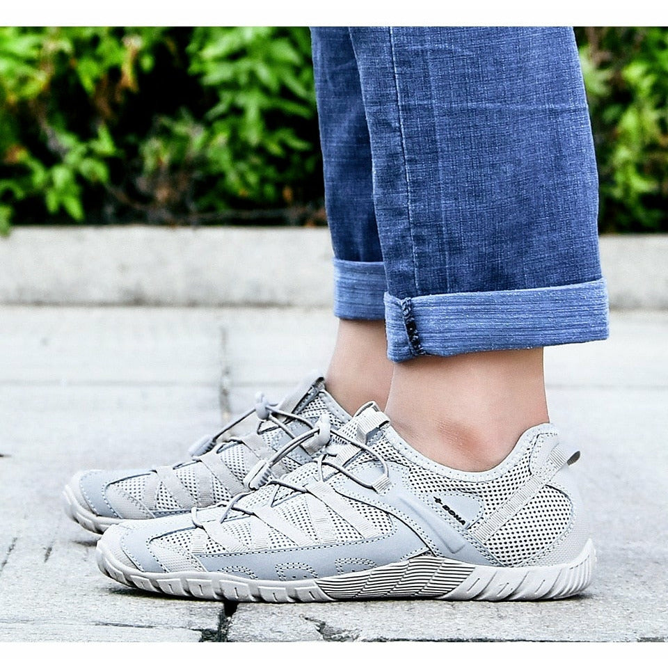 Breathable Sneakers Men Casual Fashion Multi-Purpose High Quality Shoes