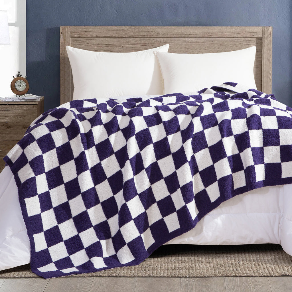 Elegant Comfort 50" x 70"  Ultra Soft Checkered Knitted Throw Blanket